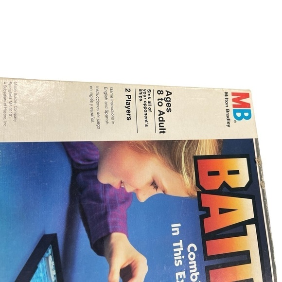 Battleship 1984 Milton Bradley Co Naval Action Game in original box - Picture 8 of 9